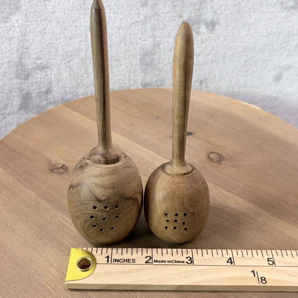 Hand Turned Wooden Salt & Pepper Shakers Maraca Style‎ Vintage MCM
